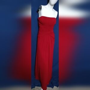 Elegant Formal Red Strapless Dress Fully lined